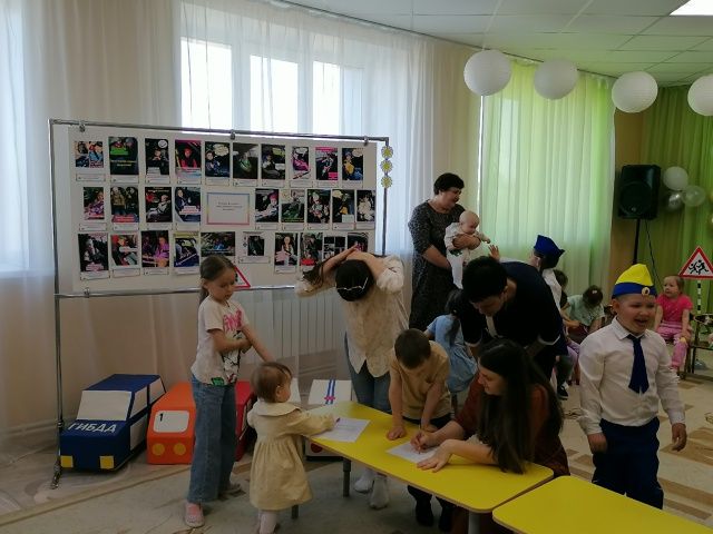 Кичә «Миләшкәй» балалар бакчасында «Бала - төп пассажир» исемле акция узды