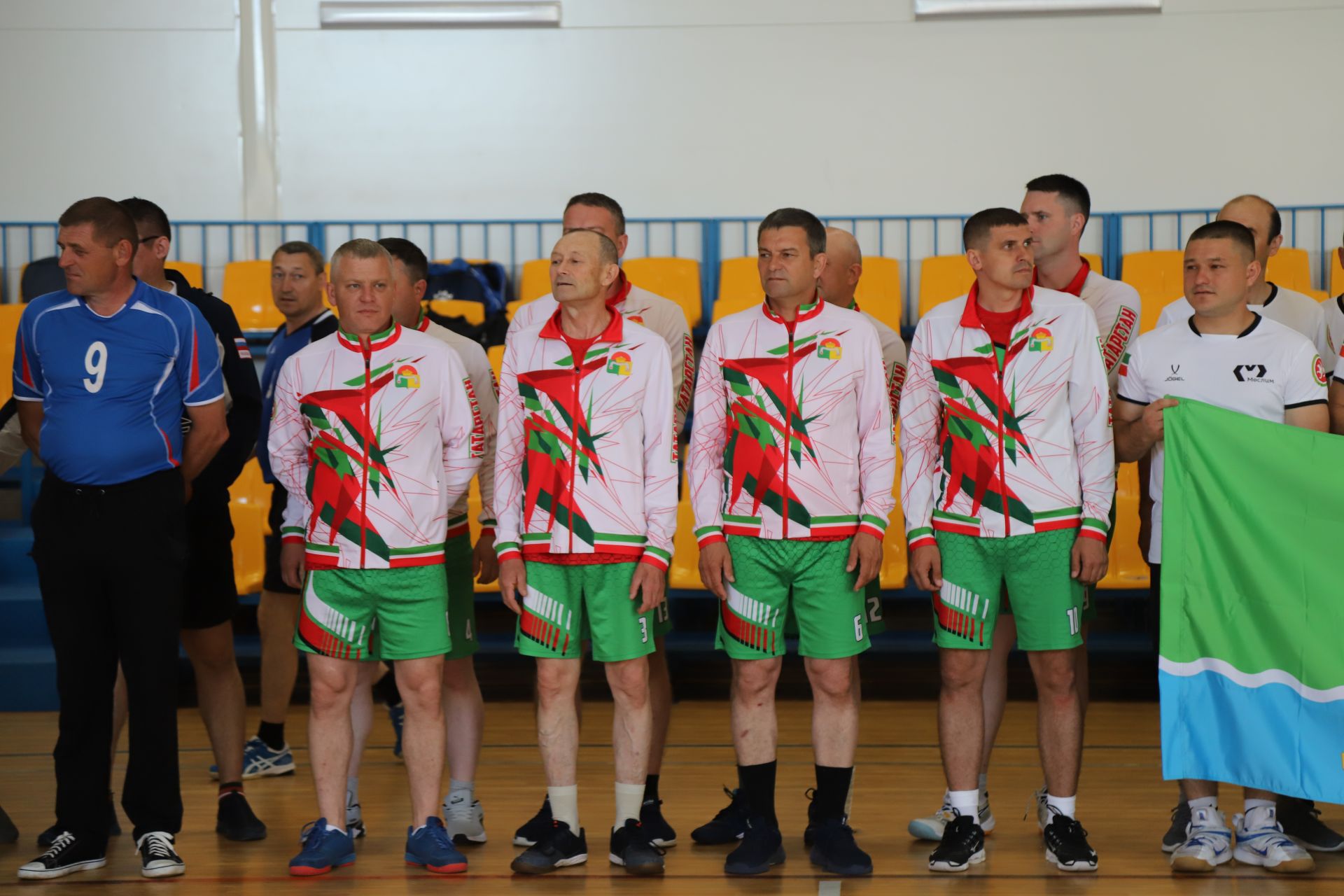 Республикакүләм муниципаль хезмәткәрләр спартакиадасы кысаларында волейбол уеннарына старт бирелде