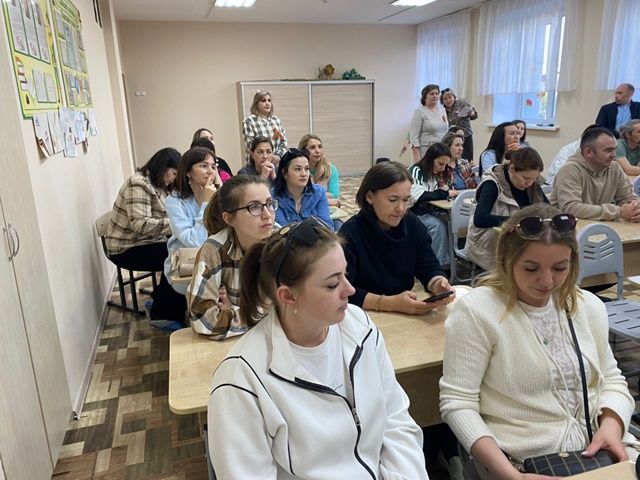 Район мәгариф идарәсе икенче тапкыр онлайн форматта ата-аналар җыелышы үткәрде