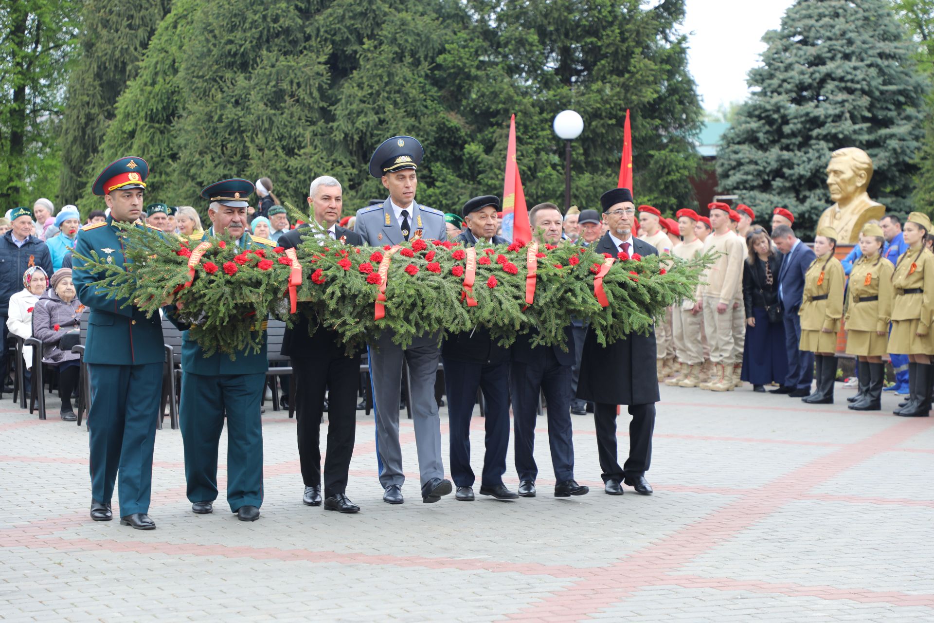 Бүген Мөслимдә Бөек Җиңүнең 80 еллыгына багышланган бәйрәм чаралары уза