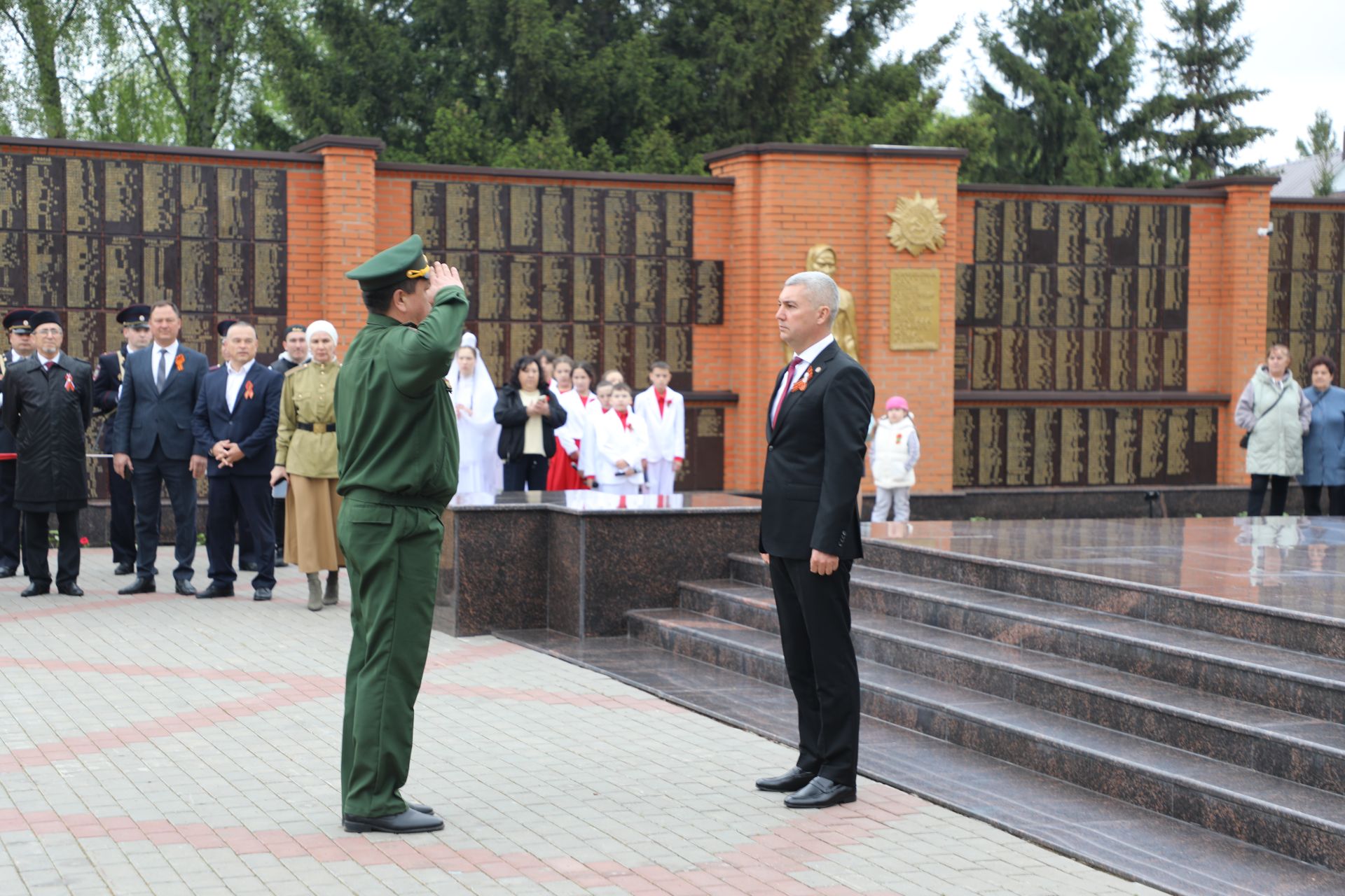 Бүген Мөслимдә Бөек Җиңүнең 80 еллыгына багышланган бәйрәм чаралары уза