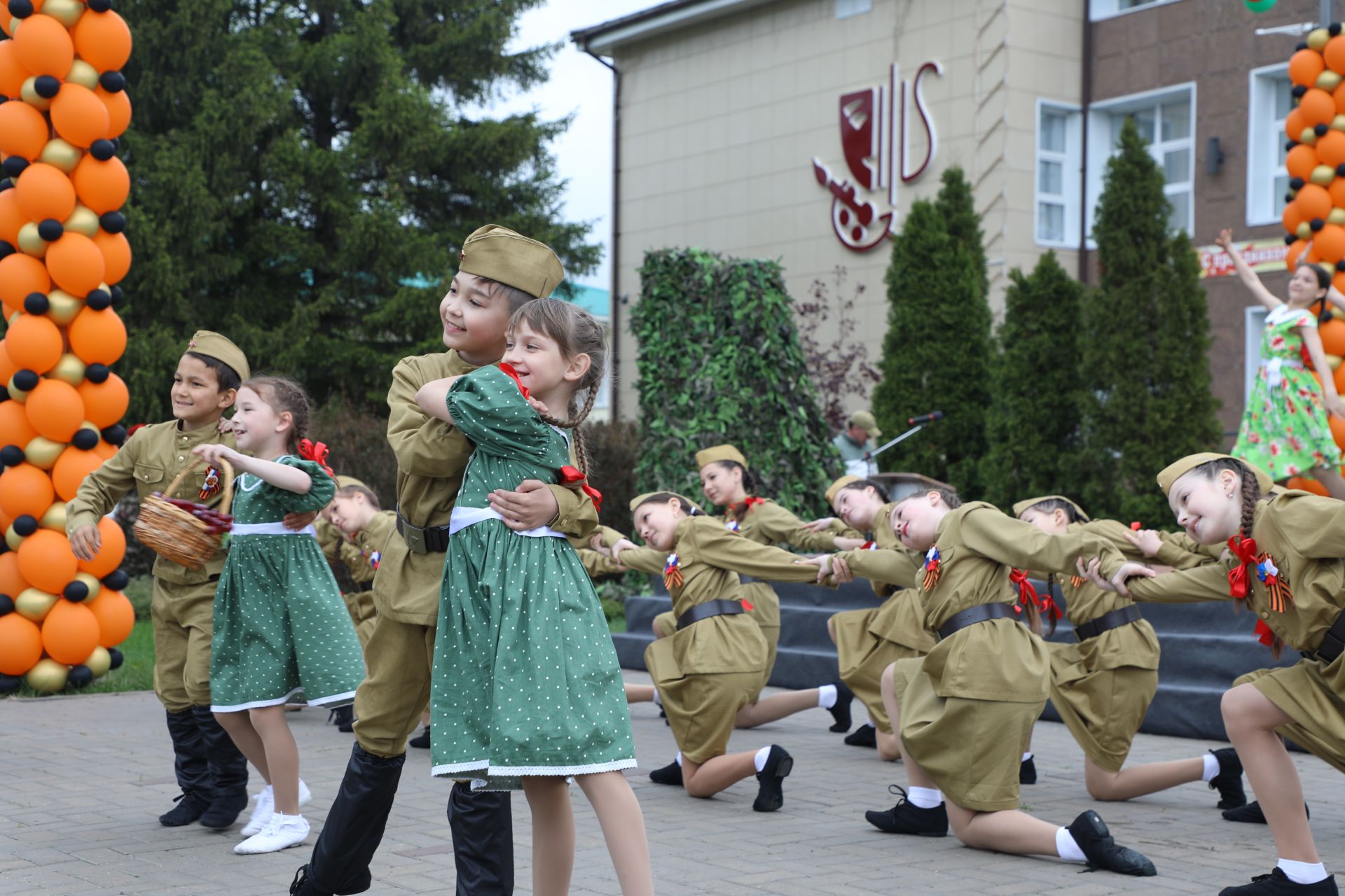 Бүген Мөслимдә Бөек Җиңүнең 80 еллыгына багышланган бәйрәм чаралары уза