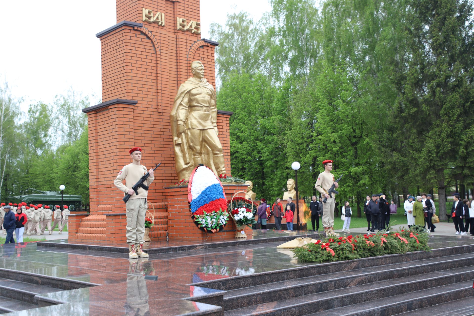 Бүген Мөслимдә Бөек Җиңүнең 80 еллыгына багышланган бәйрәм чаралары уза