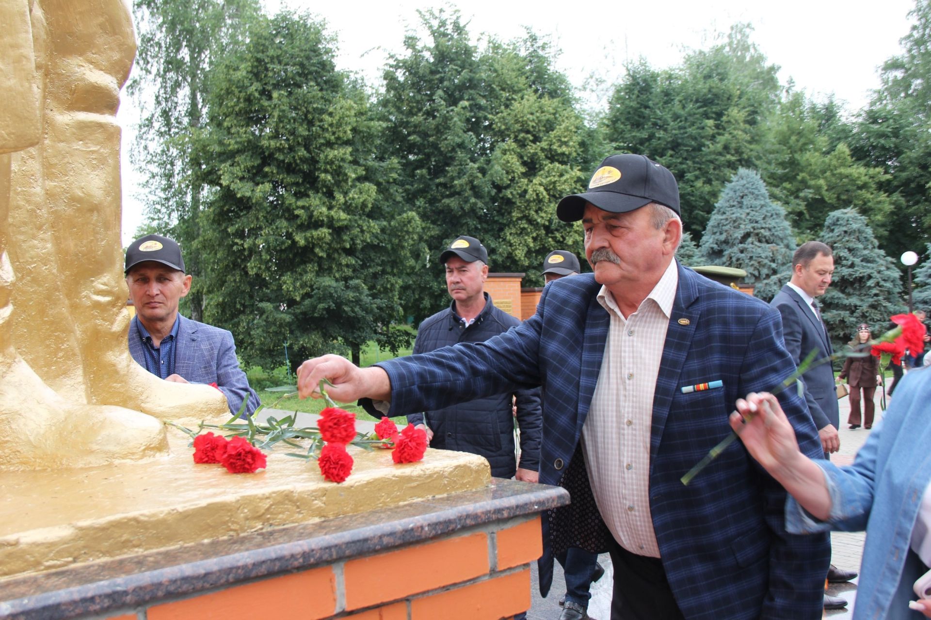 Мөслимдә Хәтер һәм кайгы көненә багышланган митинг узды