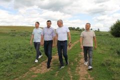 Авыл җирлекләрен үстерү: Район җитәкчелеге халык белән киңәшләштеләр