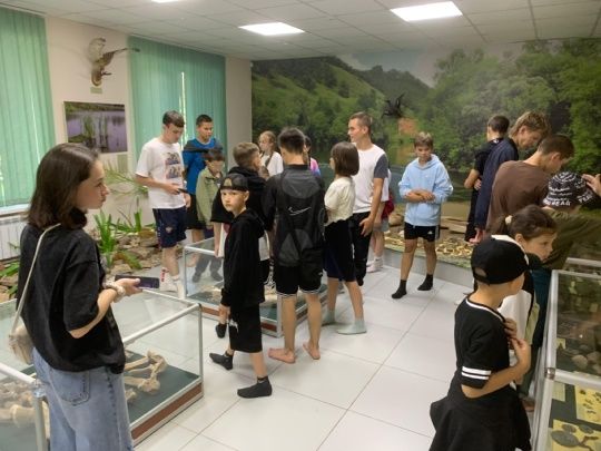 Мөслимгә тхэквандо буенча үз көчләрен сынарга килгән кызлар-егетләр безгә дә кунакка килделәр
