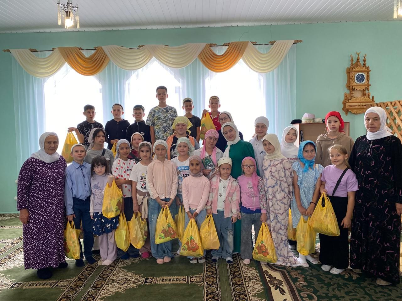 Әхлаклы балалар тәрбияләнә