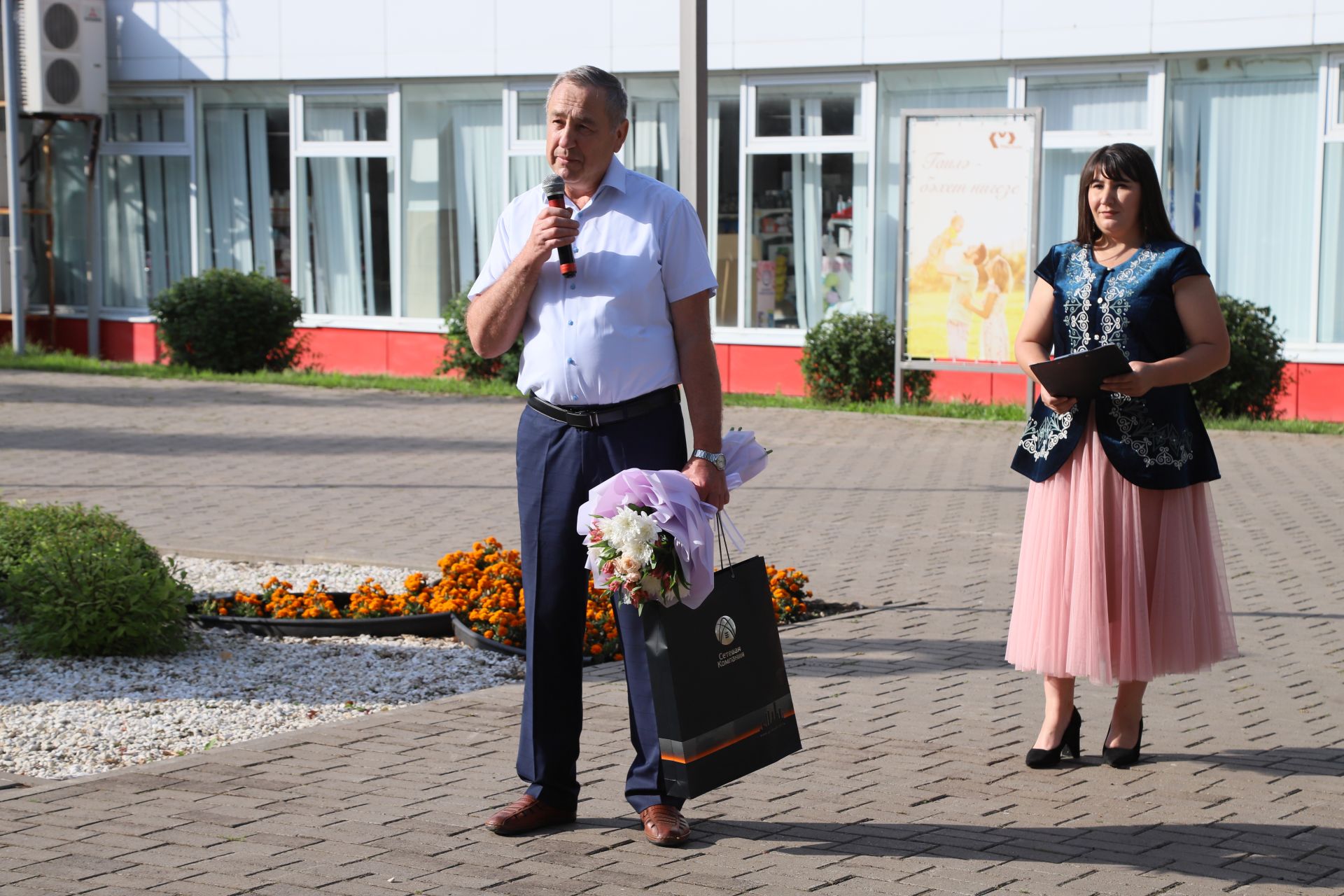 Мөслимнең «Бәхет» скверында Гаилә, мәхәббәт һәм тугрылык көненә багышланган чара үтте