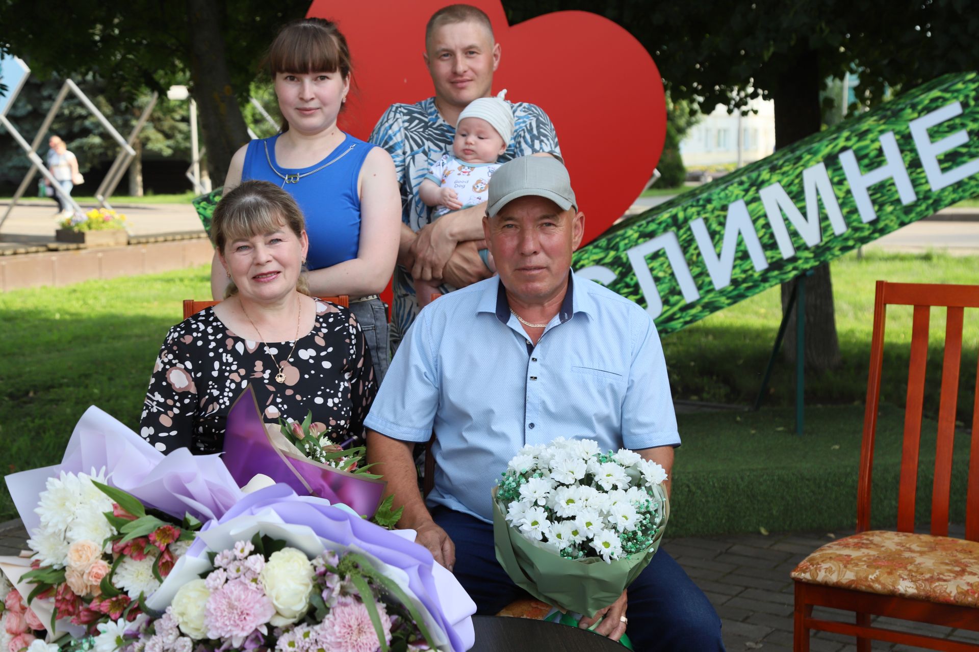 Мөслимнең «Бәхет» скверында Гаилә, мәхәббәт һәм тугрылык көненә багышланган чара үтте