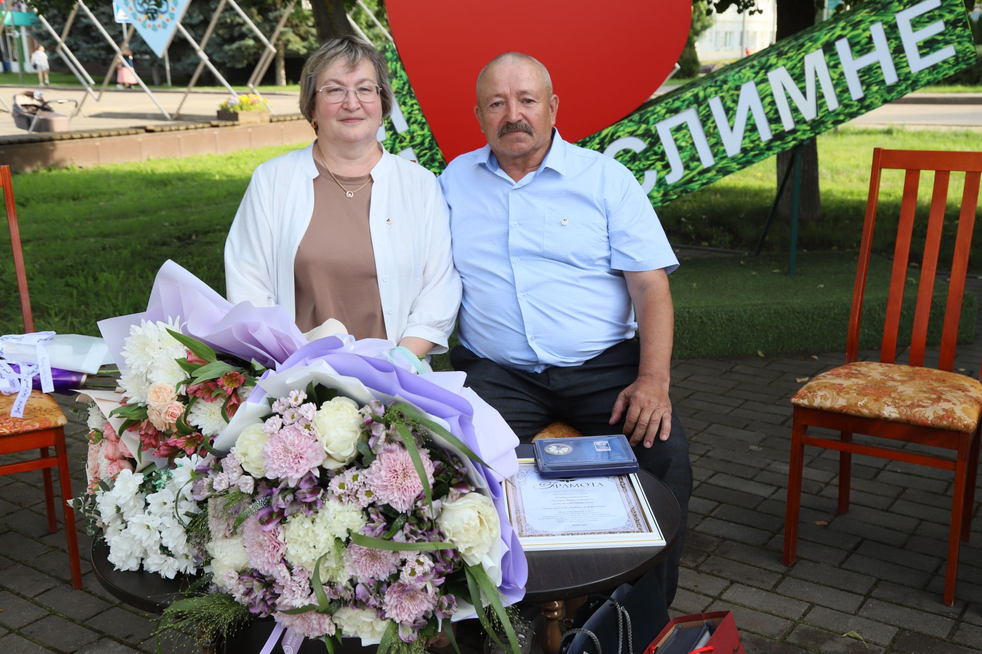 Мөслимнең «Бәхет» скверында Гаилә, мәхәббәт һәм тугрылык көненә багышланган чара үтте