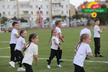 Физкультурачылар көнендә Мөслимнең «Яшьлек» стадионы ремонттан соң янәдән үз ишекләрен ачты