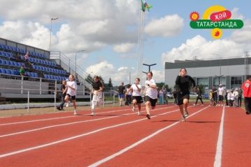 Физкультурачылар көнендә Мөслимнең «Яшьлек» стадионы ремонттан соң янәдән үз ишекләрен ачты