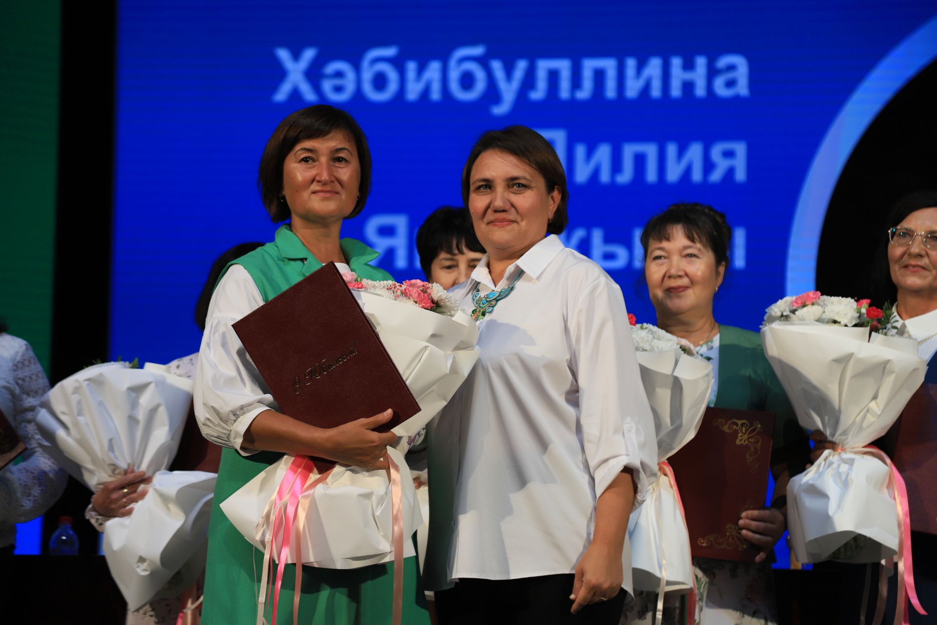 Бүген укытучылар киңәшмәсе узды