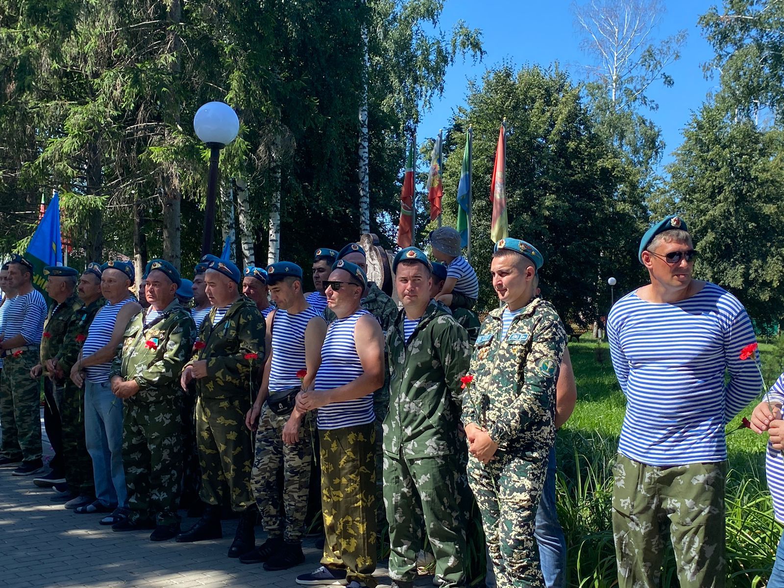 2 август – Һава десанты гаскәрләре көне