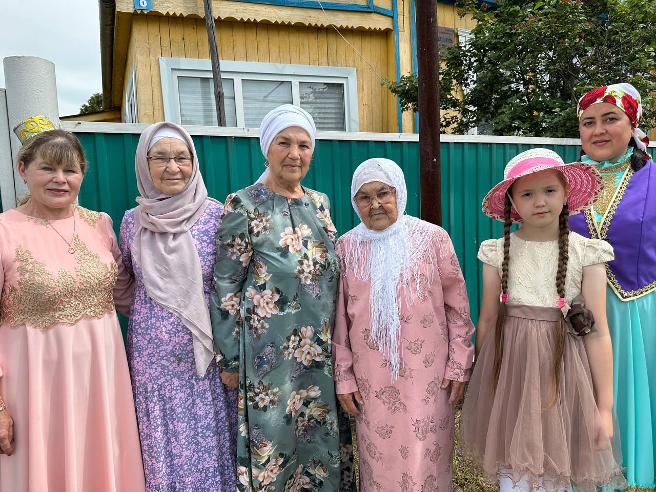Бер очрашу – үзе бер гомер