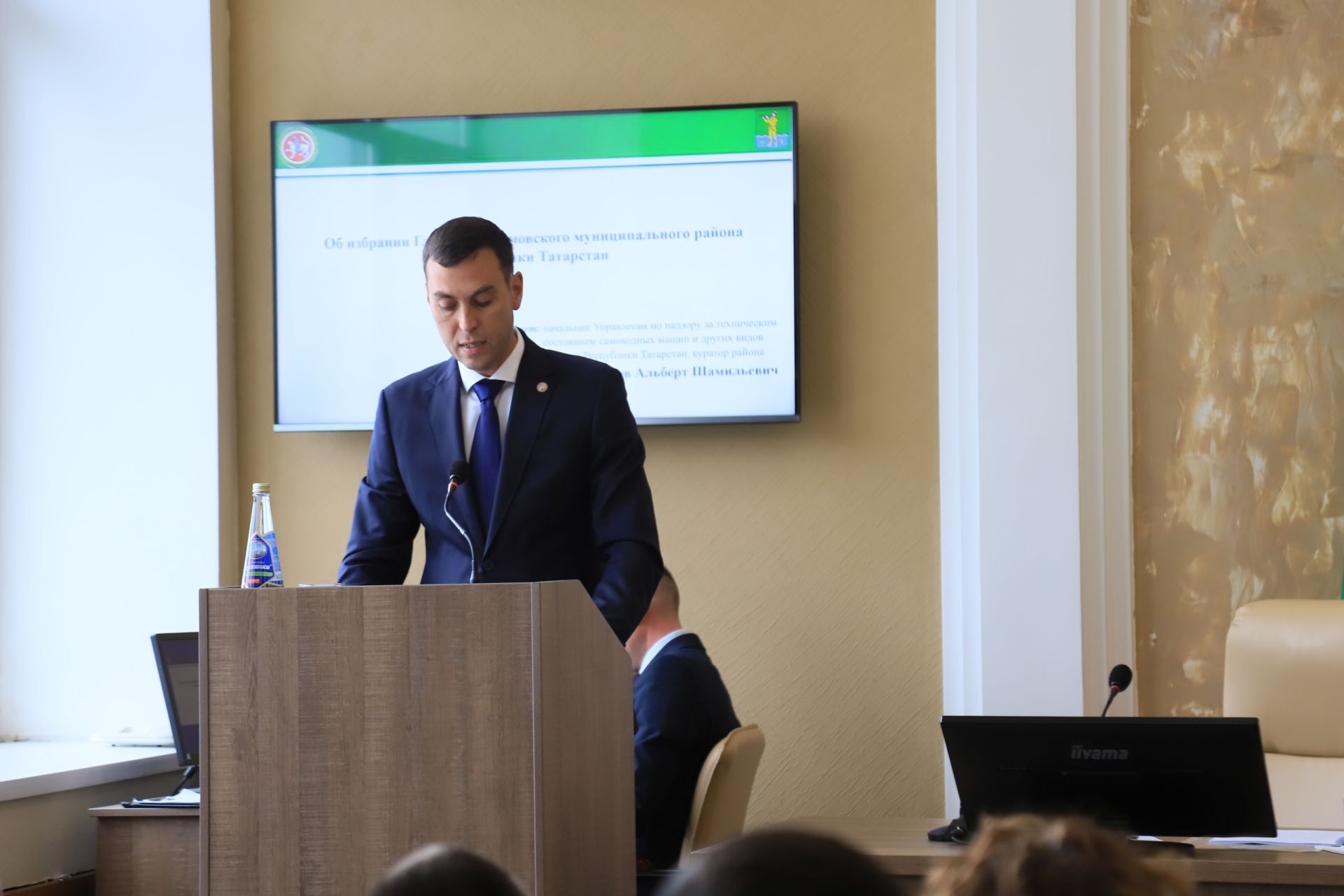 Бүген Мөслим муниципаль районы башлыгы сайланды