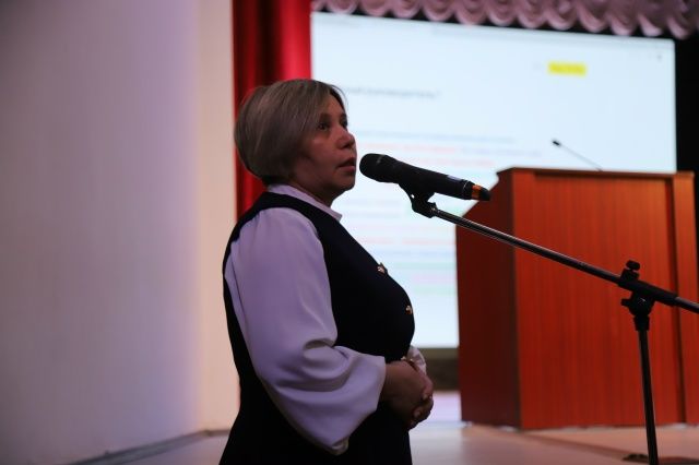 Бу минутларда район мәдәният йортында интерактив киңәшмә бара