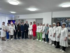 Бүген Мөслимгә ТР Хезмәт, мәшгульлек һәм социаль яклау министры Эльмира Зарипова килде