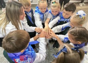 Беренче сыйныф укучыларын «Россия бөркетләре» сафларына кабул иттеләр!