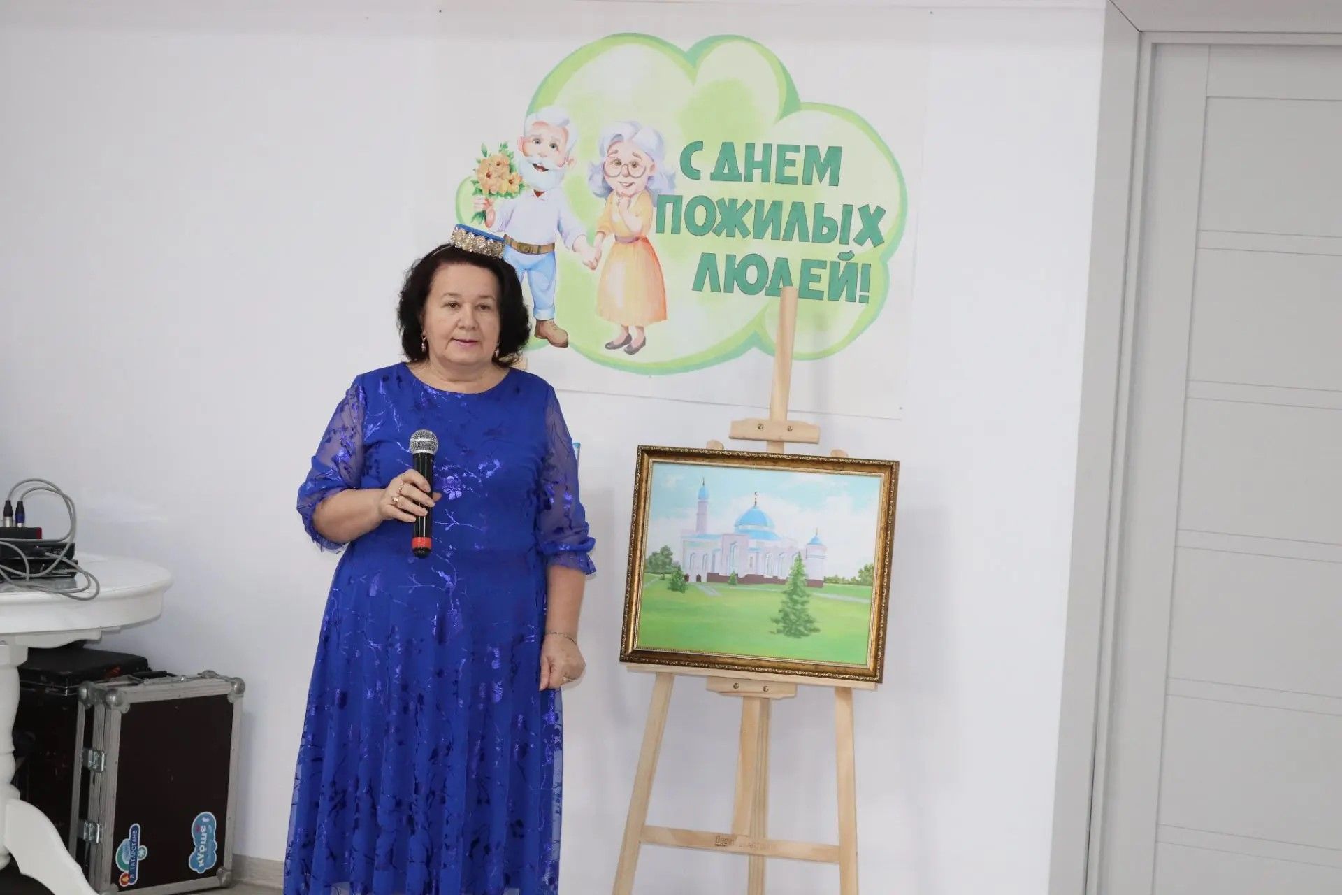 Мөслим картлар интернатында өлкәннәрне бәйрәм белән тәбрикләделәр