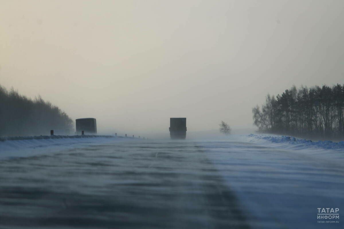 Дәүләт автоинспекциясе көчле җил вакытында юлларда нишләргә икәнлеген әйтте