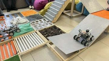 Мәктәптән тыш эшләр үзәгендә робот техникасы буенча республикакүләм «РобоРалли» ярышы узды