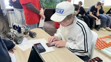 Мәктәптән тыш эшләр үзәгендә робот техникасы буенча республикакүләм «РобоРалли» ярышы узды