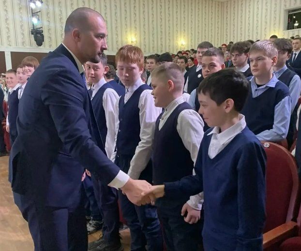 Мөслимгә Рәсим Баксиков килде