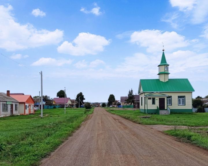 Фәнис Корбангалиев район тормышы турында уйлана