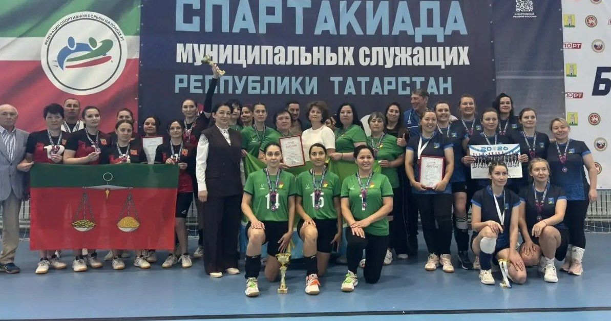 Безнең кызлар беренче