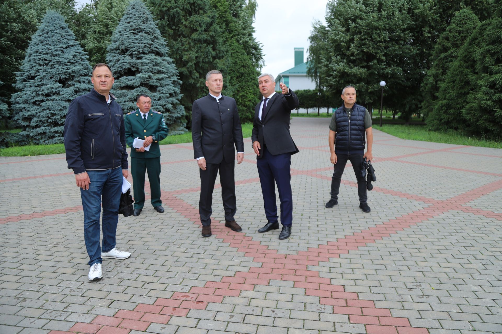 Мөслимгә Татарстан Республикасының Экология һәм табигый ресурслар министры Азат Җиһаншин килде