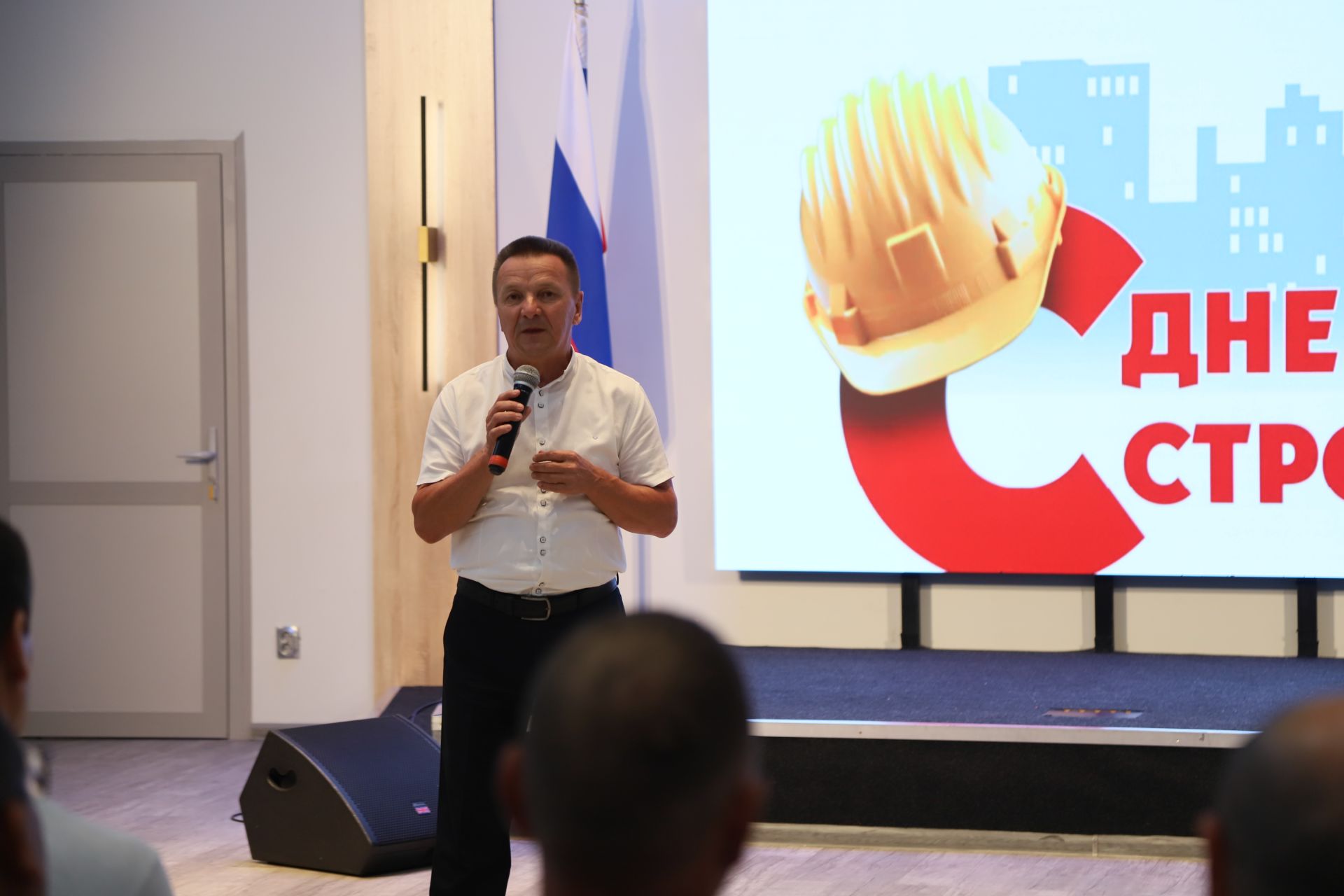9 август көнне – Төзүчеләр көне билгеләп үтелде
