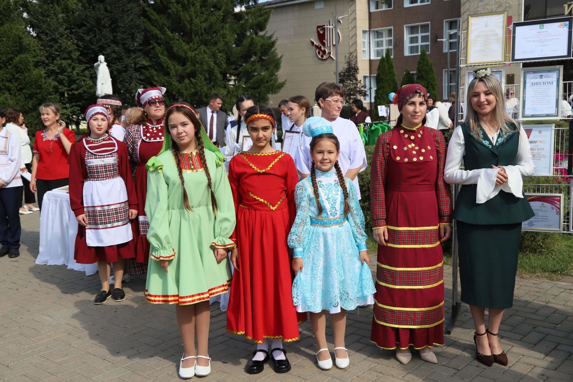 Мәгариф хезмәткәрләренең август киңәшмәсе