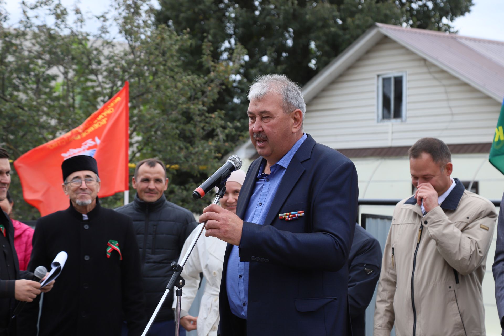 Элмә такта куелды