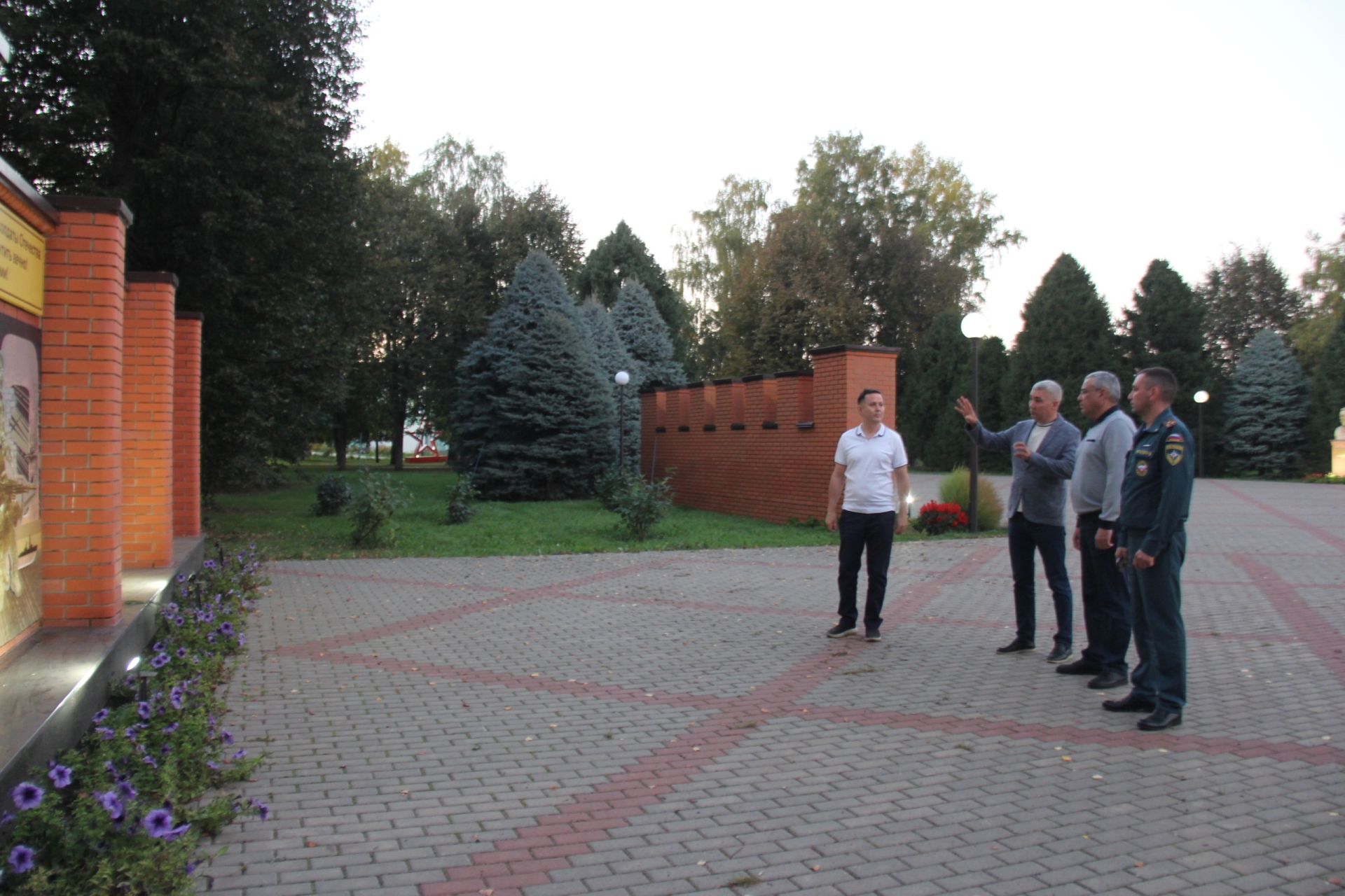 Ирек Кадамов районыбызга эш сәфәре белән килде