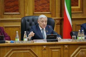 Фәрит Мөхәммәтшин вазифасыннан вакытыннан алда китү турында игълан итте