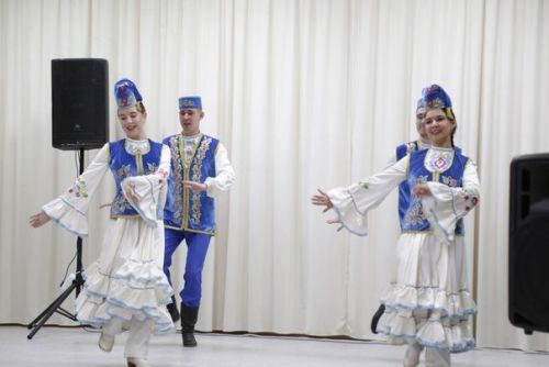 Кабат ишекләрен ачты (Фоторепортаж)