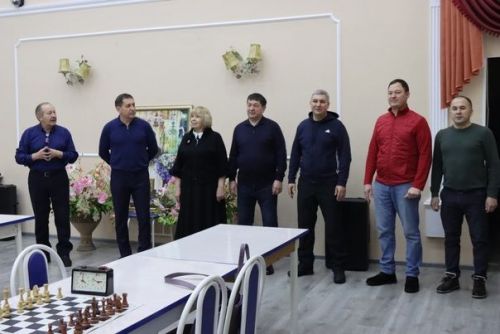 Шахмат турниры үтте (Фоторепортаж)
