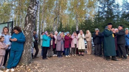 Каенсаз авылында чишмә ачылды (фоторепортаж)