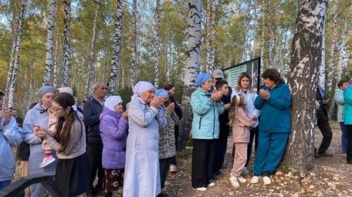 Каенсаз авылында чишмә ачылды (фоторепортаж)