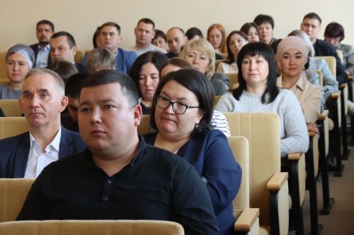 Эшлекле дүшәмбе