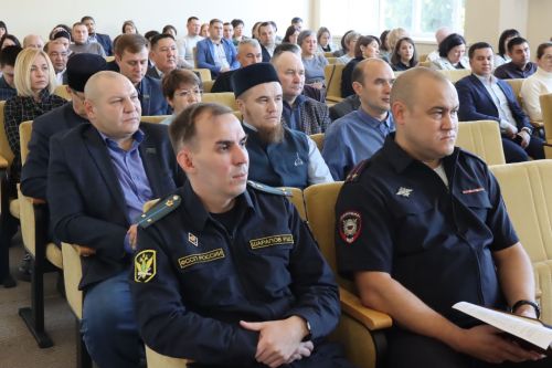 Эшлекле дүшәмбе