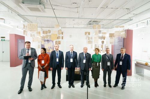 Казанда Европа, Көнчыгыш цивилизацияләренең язмачылык тарихын чагылдырган күргәзмә ачылды