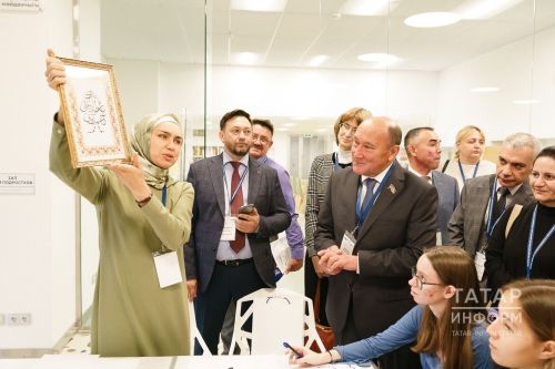 Казанда Европа, Көнчыгыш цивилизацияләренең язмачылык тарихын чагылдырган күргәзмә ачылды