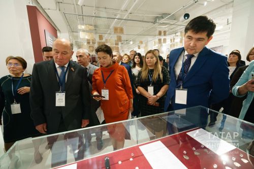 Казанда Европа, Көнчыгыш цивилизацияләренең язмачылык тарихын чагылдырган күргәзмә ачылды