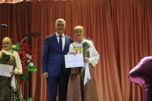 Җыр аша милли тәрбия бирә (фоторепортаж)