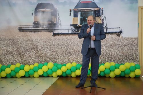 Авыл хужалыгы һәм эшкәртү сәнәгате хезмәткәрләрен бәйрәме (фоторепортаж)