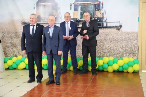 Авыл хужалыгы һәм эшкәртү сәнәгате хезмәткәрләрен бәйрәме (фоторепортаж)