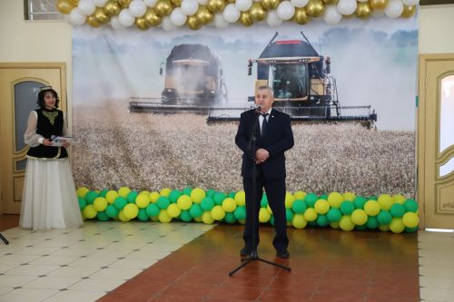 Авыл хужалыгы һәм эшкәртү сәнәгате хезмәткәрләрен бәйрәме (фоторепортаж)