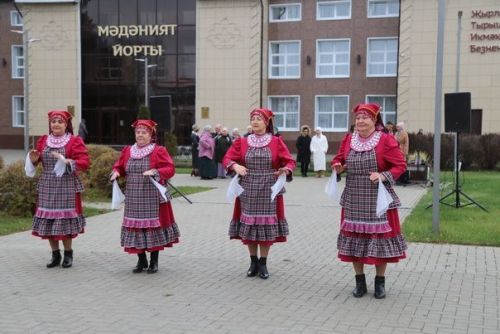 Бәйрәм ярминкәсе (фоторепортаж)